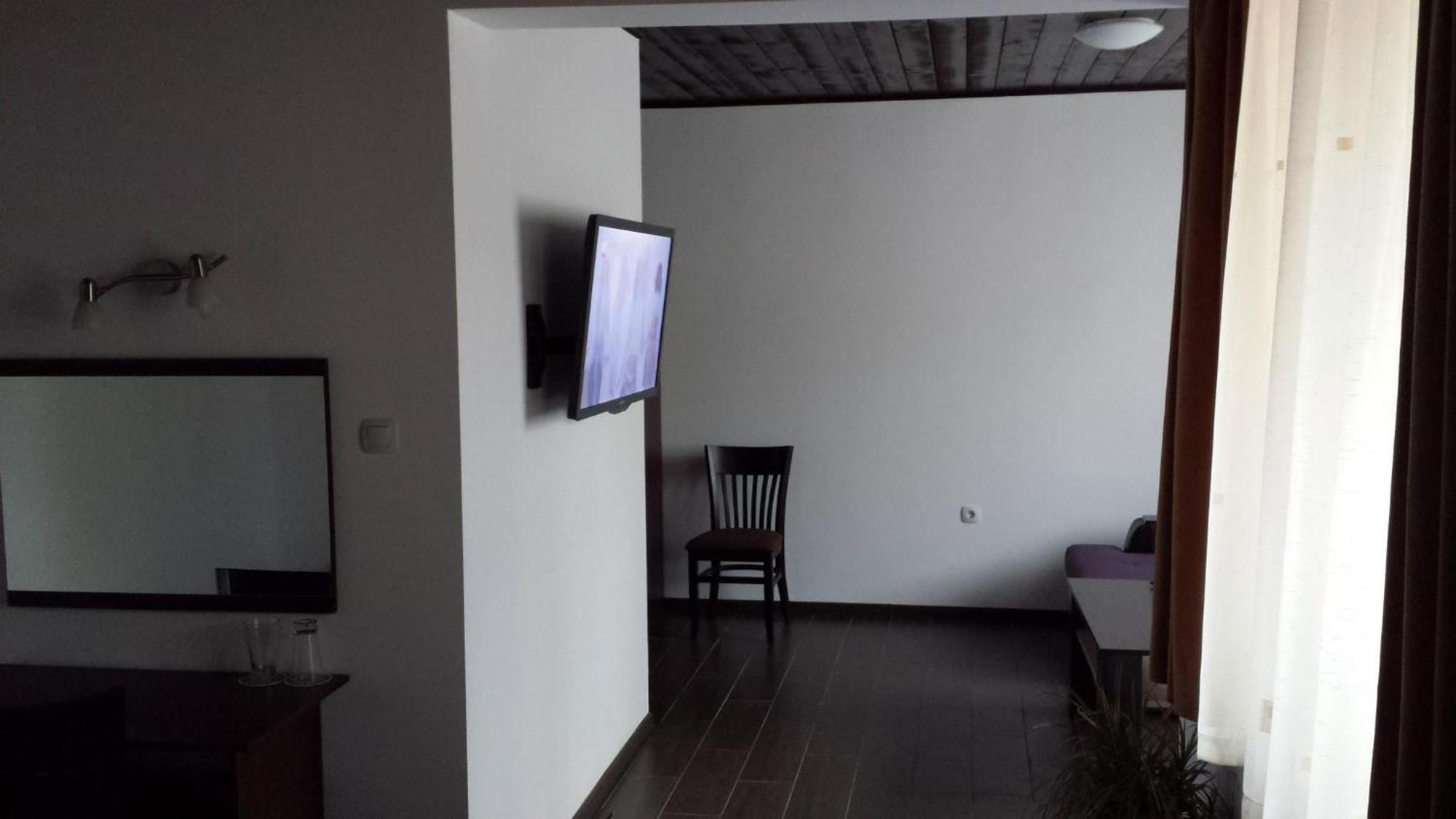 Hotel Kiprovets Chiprovtsi Dış mekan fotoğraf